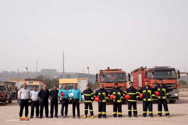 برگزاری مانور عملیاتی آتش‌نشانی فولاد کاوه جنوب کیش